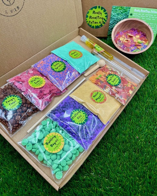 Youth and Wild - Really Revolting Potions Kit