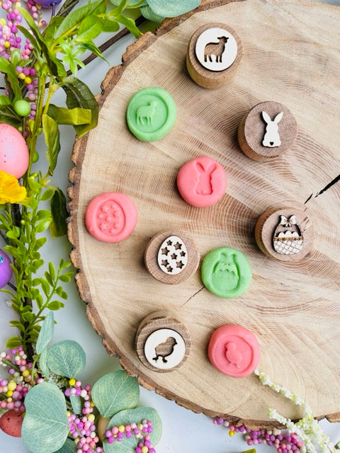 Easter Oak Stamps