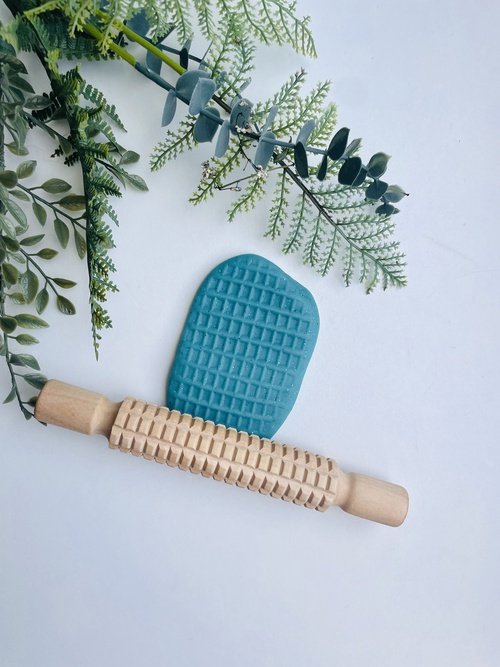 Small Honeycomb Wooden Rolling Pin